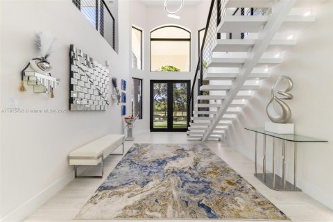 Casa en venta en Coral Gables, Florida, 5 dormitorios, 434.32 m2 № 1970917 - foto 2