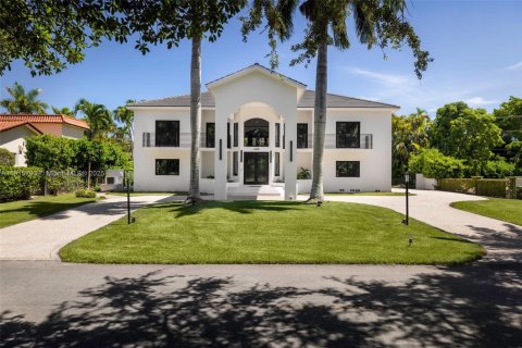 Casa en venta en Coral Gables, Florida, 5 dormitorios, 434.32 m2 № 1970917 - foto 1