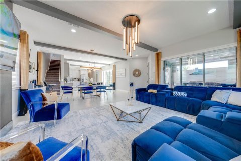 Villa ou maison à vendre à Orlando, Floride: 4 chambres, 354.61 m2 № 1517644 - photo 16