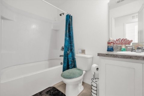 Adosado en venta en Orlando, Florida, 3 dormitorios, 145.86 m2 № 1760338 - foto 11