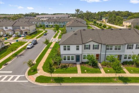 Adosado en venta en Orlando, Florida, 3 dormitorios, 145.86 m2 № 1760338 - foto 29