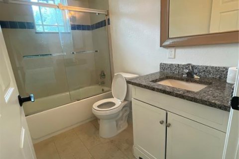 House in Apopka, Florida 3 bedrooms, 137.59 sq.m. № 1249143 - photo 22