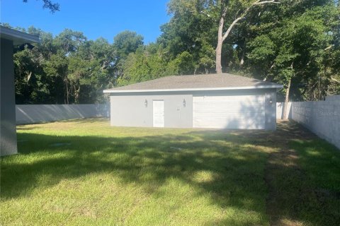 House in Apopka, Florida 3 bedrooms, 137.59 sq.m. № 1249143 - photo 8