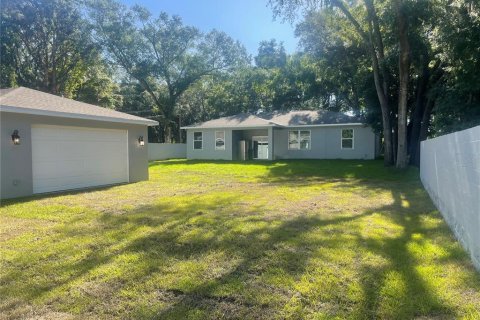 House in Apopka, Florida 3 bedrooms, 137.59 sq.m. № 1249143 - photo 6