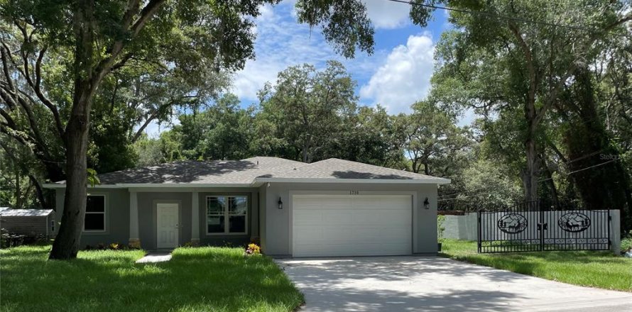 House in Apopka, Florida 3 bedrooms, 137.59 sq.m. № 1249143