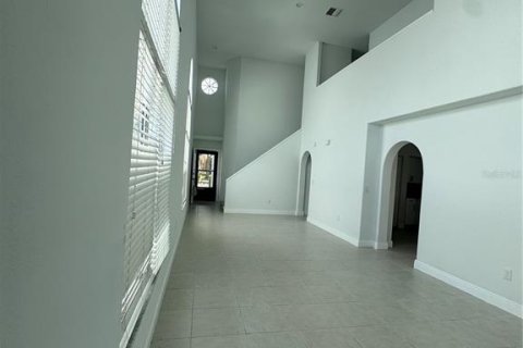 House in Brandon, Florida 3 bedrooms, 164.16 sq.m. № 2227377 - photo 4