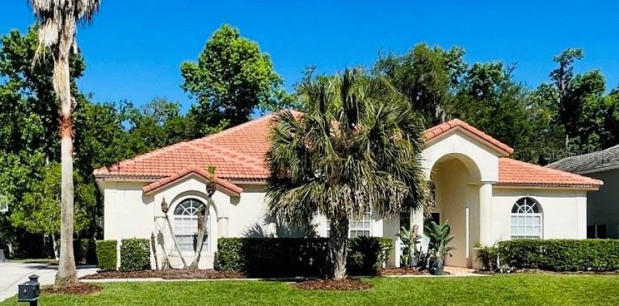 Casa en Lake Mary, Florida 5 dormitorios, 254.65 m2 № 2119193