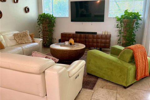 Casa en venta en Lake Mary, Florida, 5 dormitorios, 254.65 m2 № 2119193 - foto 5