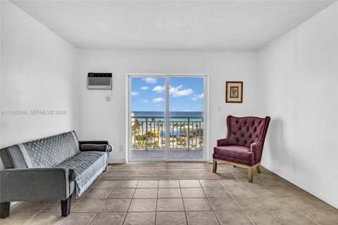 Condominio en Fort Lauderdale, Florida, 2 dormitorios  № 2055062