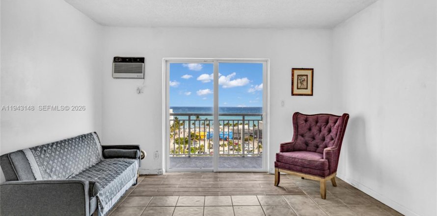 Condominio en Fort Lauderdale, Florida, 2 dormitorios  № 2055062
