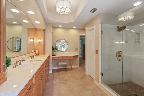 House in Gainesville, Florida 5 bedrooms, 348.2 sq.m. № 1681001 - photo 27