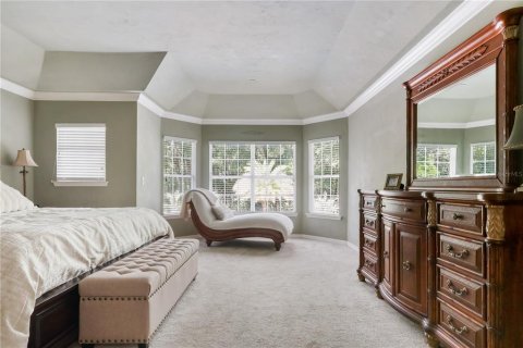 House in Gainesville, Florida 5 bedrooms, 348.2 sq.m. № 1681001 - photo 24