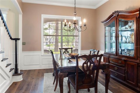 House in Gainesville, Florida 5 bedrooms, 348.2 sq.m. № 1681001 - photo 12