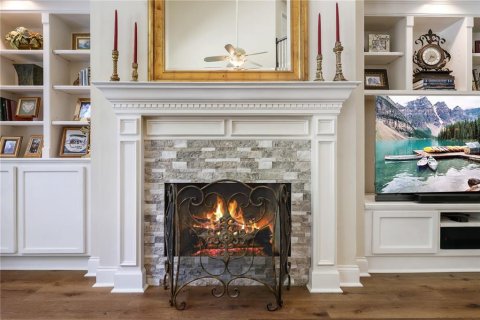 House in Gainesville, Florida 5 bedrooms, 348.2 sq.m. № 1681001 - photo 6