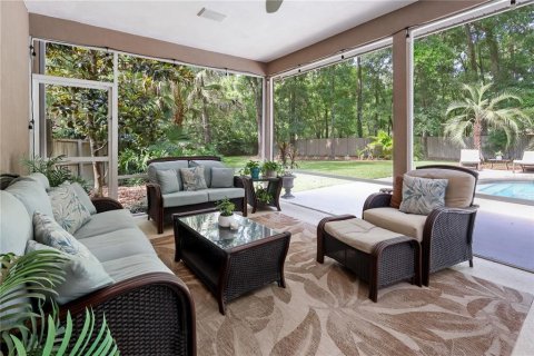 House in Gainesville, Florida 5 bedrooms, 348.2 sq.m. № 1681001 - photo 15