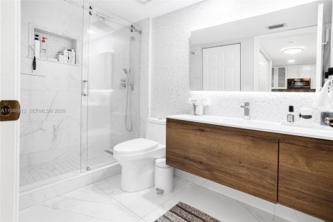 Купить кондоминиум в Тамарак, Флорида 2 спальни, 118.45м2, № 2007803 - фото 23