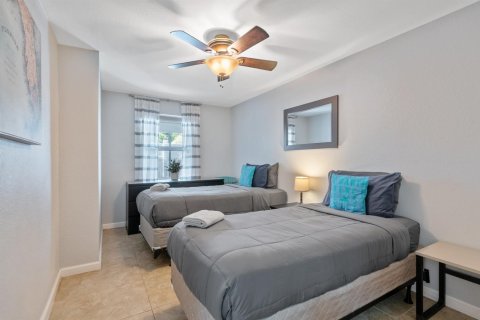Casa en venta en Fort Lauderdale, Florida, 4 dormitorios, 165.55 m2 № 2184775 - foto 8