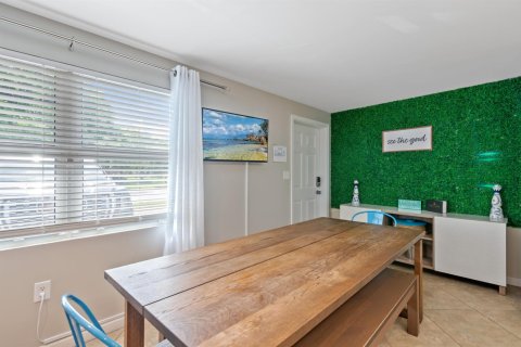 Casa en venta en Fort Lauderdale, Florida, 4 dormitorios, 165.55 m2 № 2184775 - foto 28