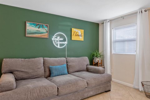 Casa en venta en Fort Lauderdale, Florida, 4 dormitorios, 165.55 m2 № 2184775 - foto 22