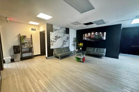 Купить коммерческую недвижимость в Киссимми, Флорида 281.22м2, № 2312612 - фото 6