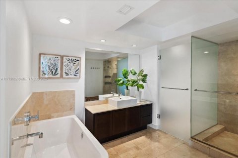Copropriété à vendre à Sunny Isles Beach, Floride: 3 chambres, 138.33 m2 № 1714294 - photo 28