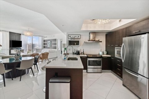 Copropriété à vendre à Sunny Isles Beach, Floride: 3 chambres, 138.33 m2 № 1714294 - photo 12
