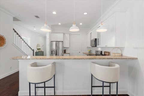 Touwnhouse à vendre à Tampa, Floride: 3 chambres, 179.3 m2 № 2303264 - photo 13