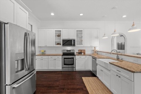 Touwnhouse à vendre à Tampa, Floride: 3 chambres, 179.3 m2 № 2303264 - photo 12