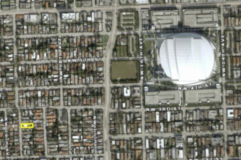 Immobilier commercial à vendre à Miami, Floride: 237.92 m2 № 1854940 - photo 4