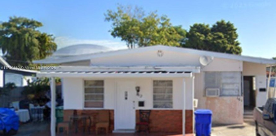 Immobilier commercial à Miami, Floride 237.92 m2 № 1854940
