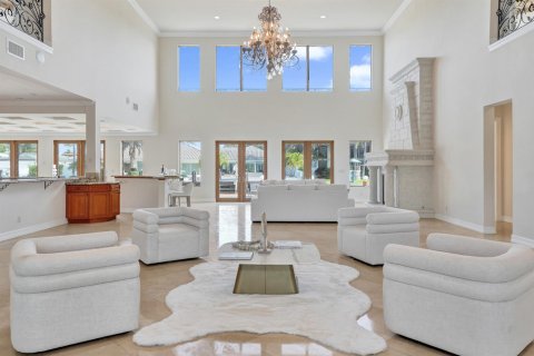 House in Fort Lauderdale, Florida 5 bedrooms, 668.9 sq.m. № 2176247 - photo 8