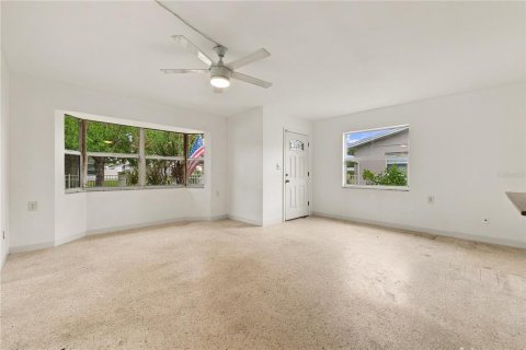 Villa ou maison à vendre à Saint Petersburg, Floride: 3 chambres, 138.42 m2 № 2405126 - photo 3