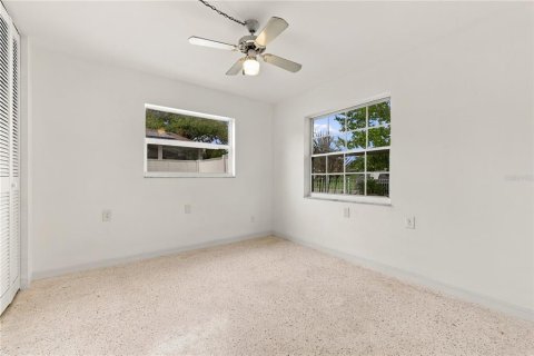 Villa ou maison à vendre à Saint Petersburg, Floride: 3 chambres, 138.42 m2 № 2405126 - photo 15