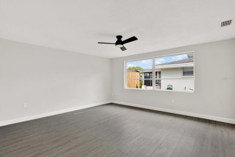 Casa en venta en New Port Richey, Florida, 4 dormitorios, 118.54 m2 № 1805075 - foto 7