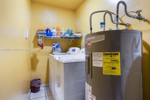 Villa ou maison à vendre à Homestead, Floride: 3 chambres, 135.92 m2 № 2017719 - photo 17