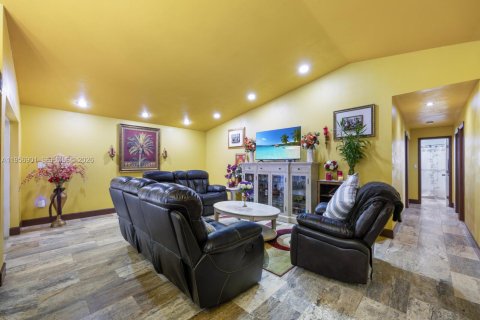 Villa ou maison à vendre à Homestead, Floride: 3 chambres, 135.92 m2 № 2017719 - photo 4