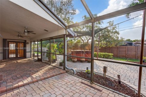 Villa ou maison à vendre à Margate, Floride: 3 chambres, 195.65 m2 № 2004734 - photo 9