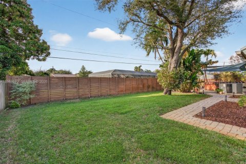 Villa ou maison à vendre à Margate, Floride: 3 chambres, 195.65 m2 № 2004734 - photo 20