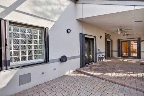 Villa ou maison à vendre à Margate, Floride: 3 chambres, 195.65 m2 № 2004734 - photo 10