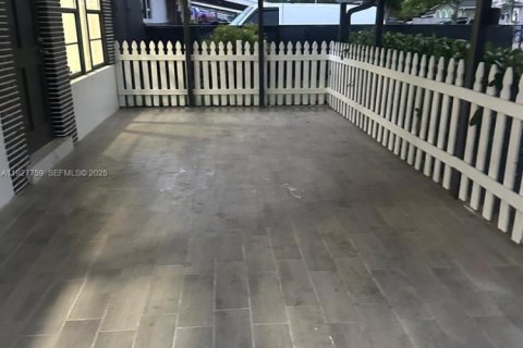 Купить виллу или дом в Холливуд, Флорида 3 спальни, 157.38м2, № 1988023 - фото 27