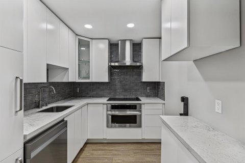 Copropriété à vendre à Fort Lauderdale, Floride: 1 chambre, 78.97 m2 № 2167939 - photo 14