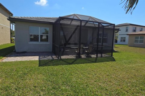 Casa en alquiler en Port St. Lucie, Florida, 3 dormitorios, 153.2 m2 № 2083439 - foto 4