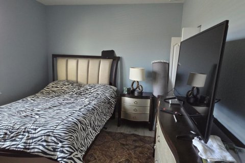 Casa en alquiler en Port St. Lucie, Florida, 3 dormitorios, 153.2 m2 № 2083439 - foto 18