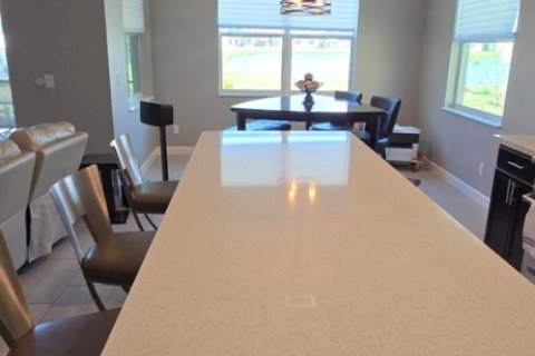 Casa en alquiler en Port St. Lucie, Florida, 3 dormitorios, 153.2 m2 № 2083439 - foto 10