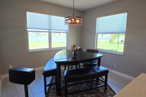 Casa en alquiler en Port St. Lucie, Florida, 3 dormitorios, 153.2 m2 № 2083439 - foto 9