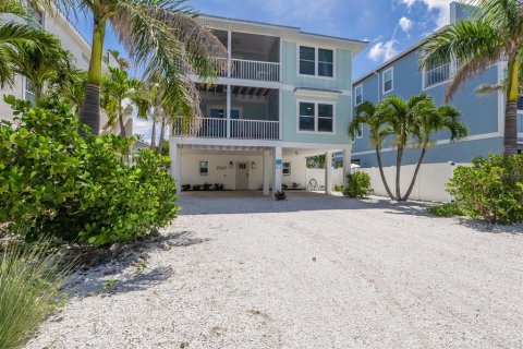 Propiedad comercial en venta en Bradenton Beach, Florida, 5 dormitorios, 217.58 m2 № 1824928 - foto 4