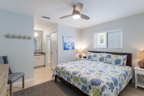 Propiedad comercial en venta en Bradenton Beach, Florida, 5 dormitorios, 217.58 m2 № 1824928 - foto 16
