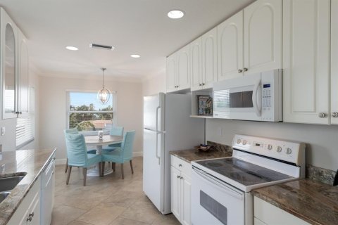 Propiedad comercial en venta en Bradenton Beach, Florida, 5 dormitorios, 217.58 m2 № 1824928 - foto 25