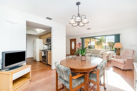 Casa en venta en Punta Gorda, Florida, 3 dormitorios, 142.79 m2 № 1827648 - foto 11