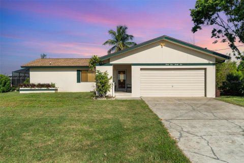Casa en venta en Punta Gorda, Florida, 3 dormitorios, 142.79 m2 № 1827648 - foto 2